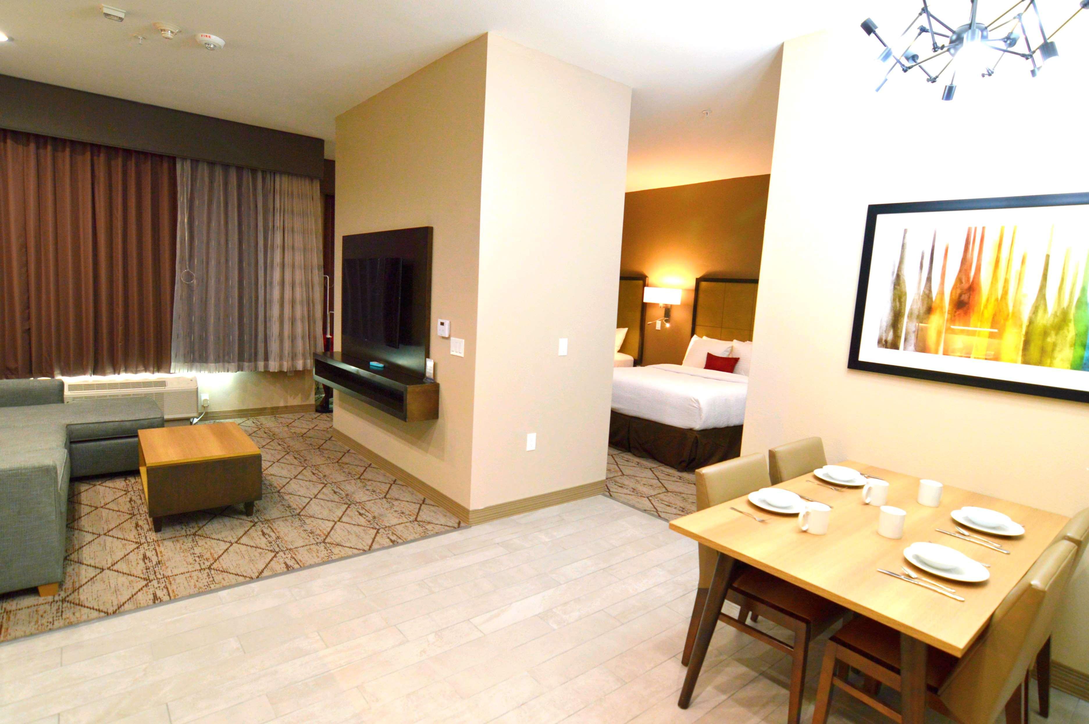 Best Western Plus Pleasanton Hotel Luaran gambar