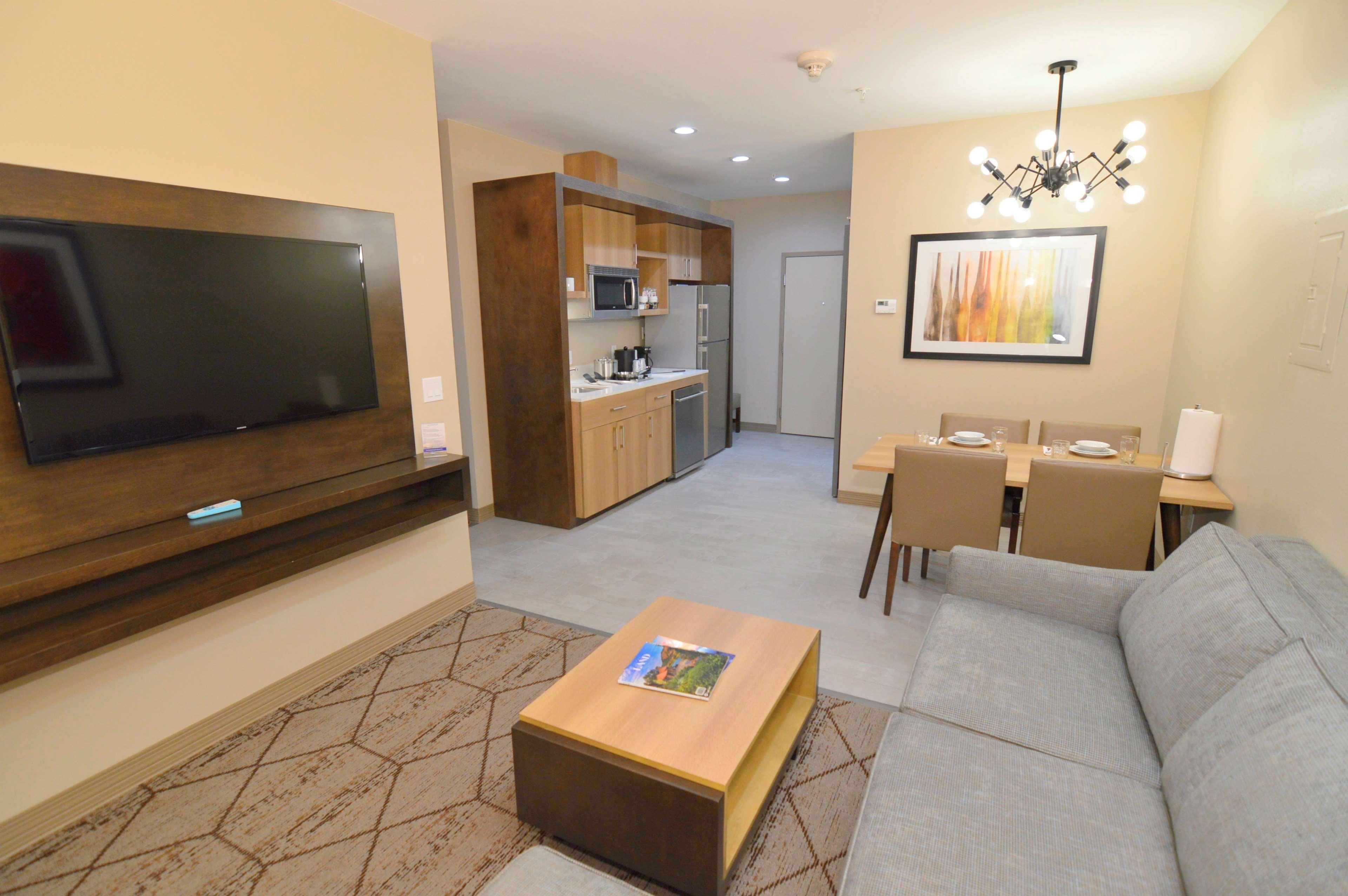 Best Western Plus Pleasanton Hotel Luaran gambar